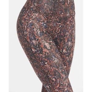 Spanx Booty Boost High Rise Snakeskin Print Legging Copper Navy Black Size Small